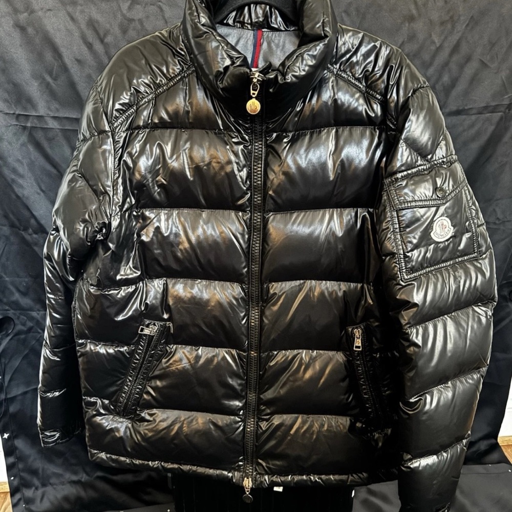 Men Moncler Jacket Black Maya Down Puffer Jacket Size 4
